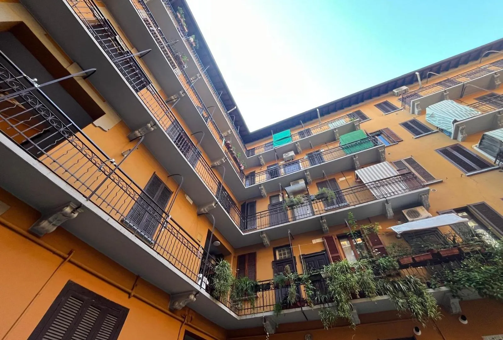 Isola New House Apartment Milan